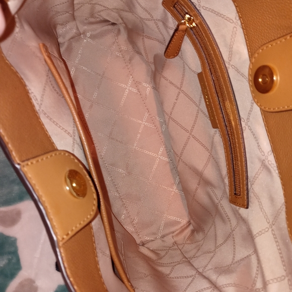 Michael kors signature small bowery hobo - Picture 8 of 11